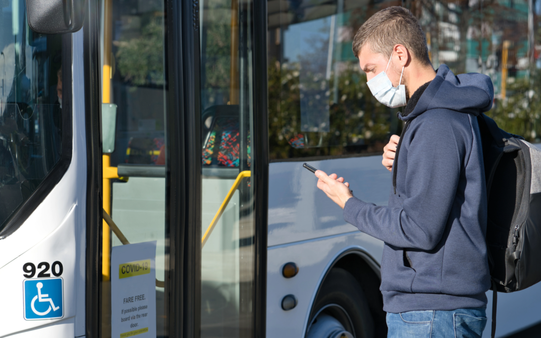 Transit communication via Twitter during the COVID-19 pandemic